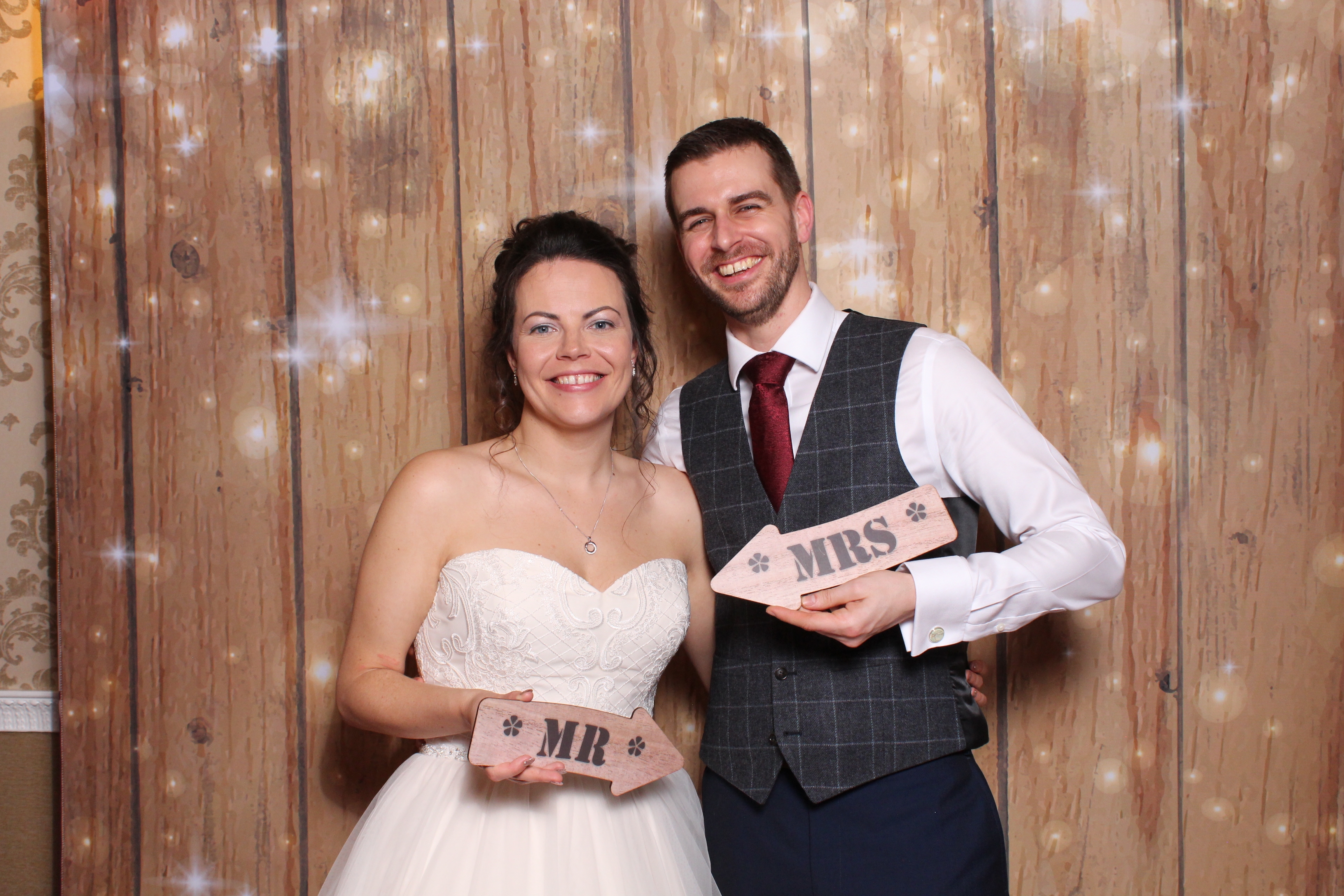 Mr & Mrs Sewell  | View more photos from the event at gallery.magicimages.uk/u/MagicImages/Mr-Mrs-Sewell